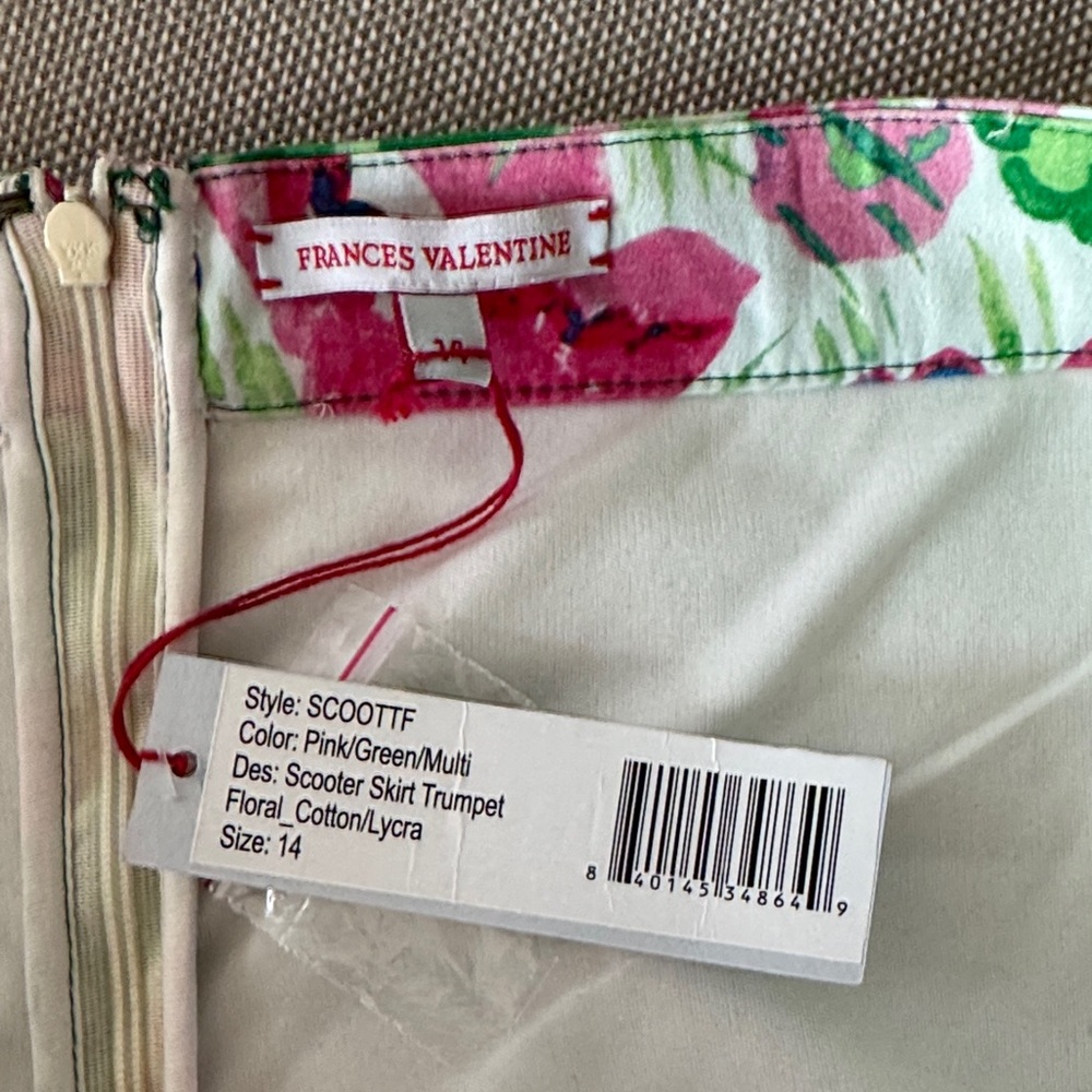 Frances Valentine Pink and Green Floral Scooter Skirt Skort - Picture 5 of 8